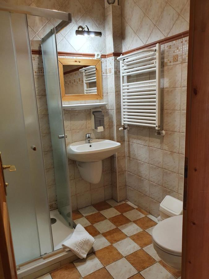 Bozi Rozi Panzio Hotell Fertőboz Exteriör bild